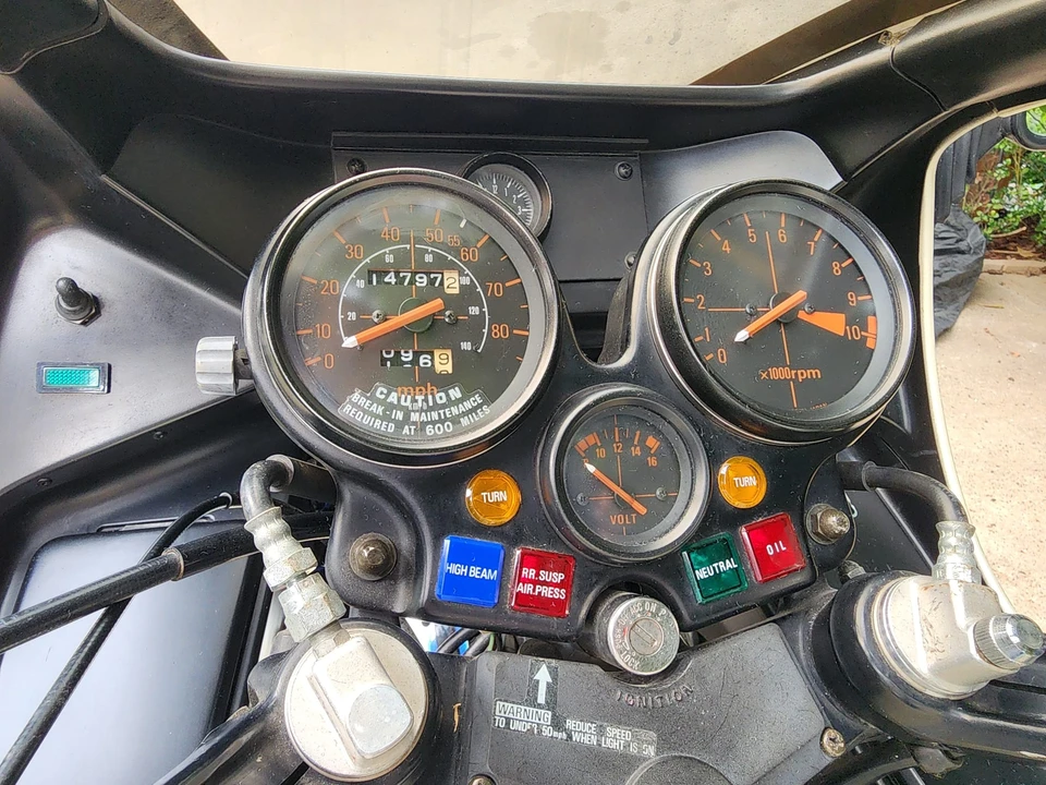 1982 Honda CBX - Image 22 of 31