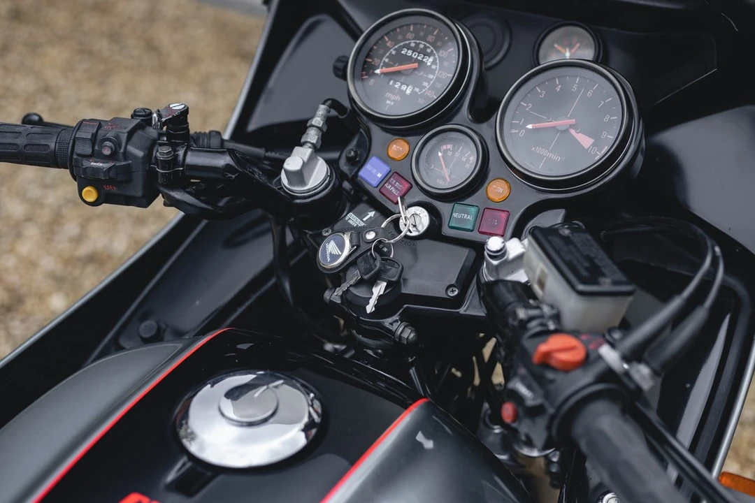 1982 Honda CBX - Image 20 of 30