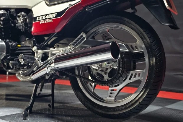 1982 Honda CBX - Image 6 of 6