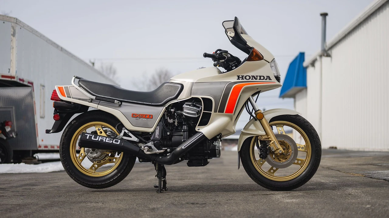 1982 Honda CX - Image 6 of 31