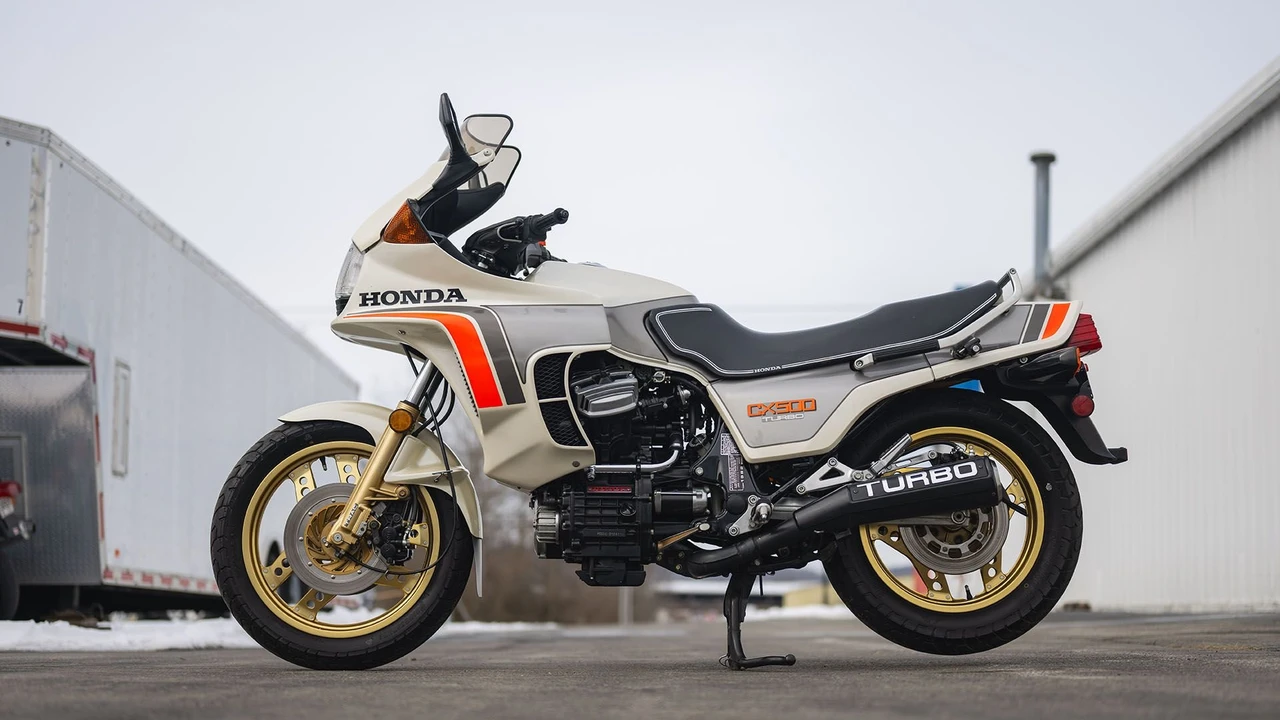 1982 Honda CX - Image 5 of 31