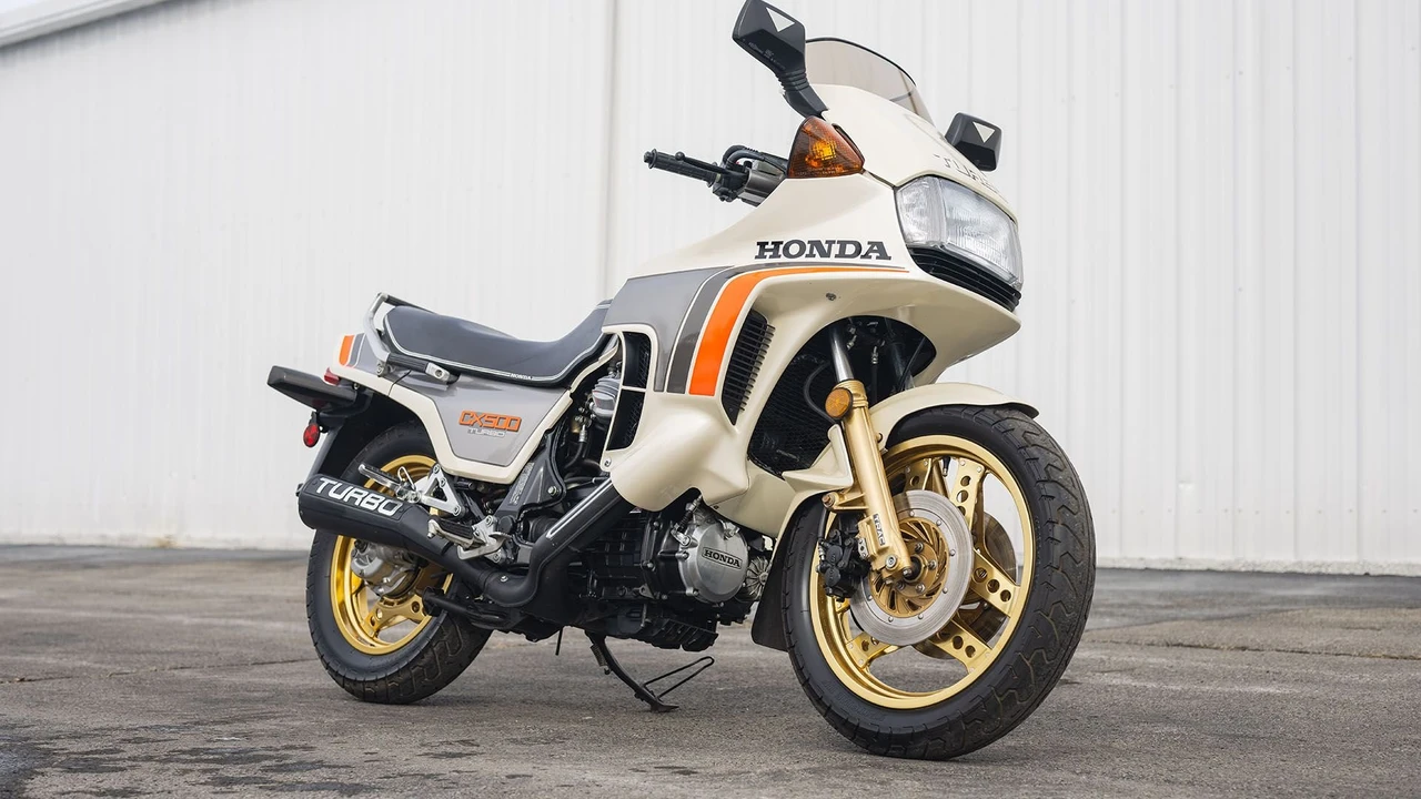 1982 Honda CX - Image 9 of 31