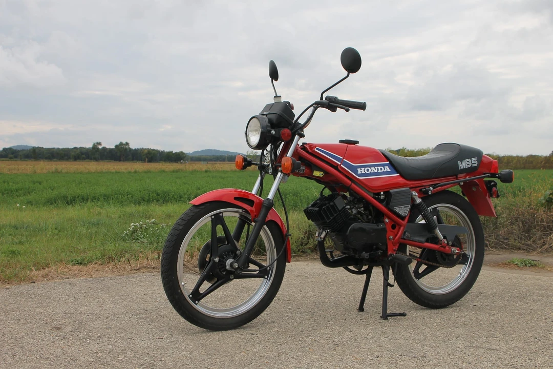 1982 Honda Motorcycles - Image 7 of 31