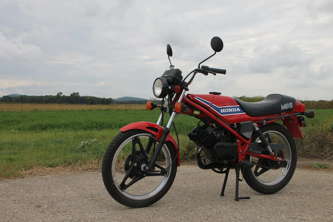1982 Honda Motorcycles - Image 4 of 31