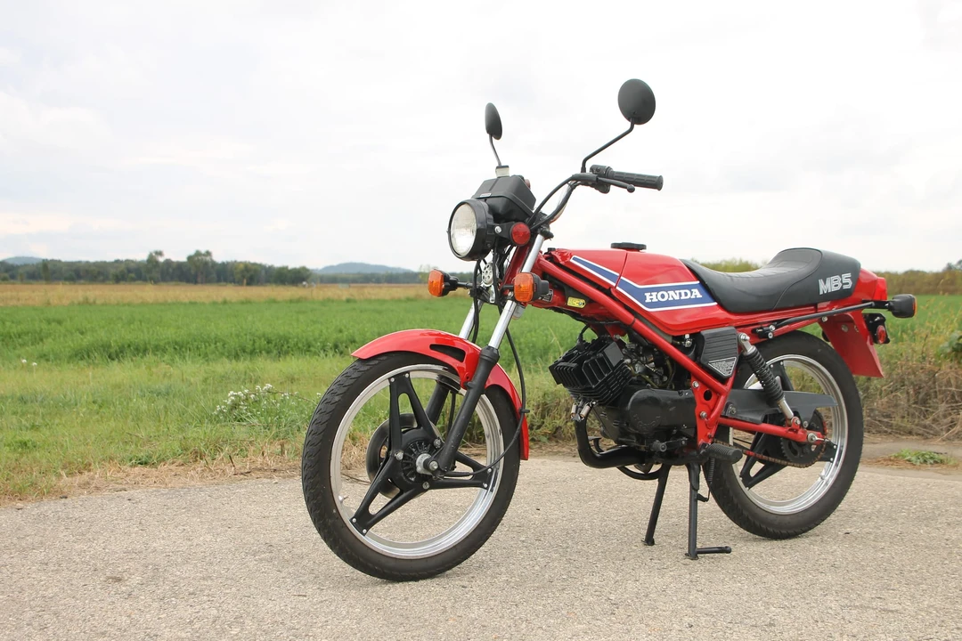 1982 Honda Motorcycles - Image 5 of 31