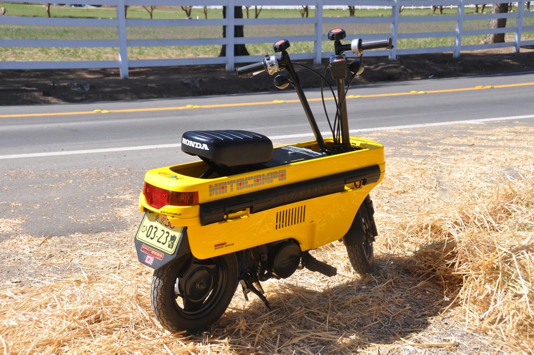 1982 Honda Motocompo & Motocompacto - Image 17 of 31