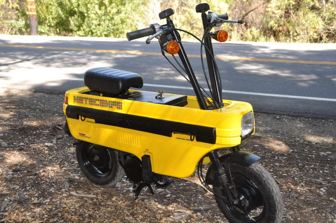 1982 Honda Motocompo & Motocompacto - Image 16 of 31