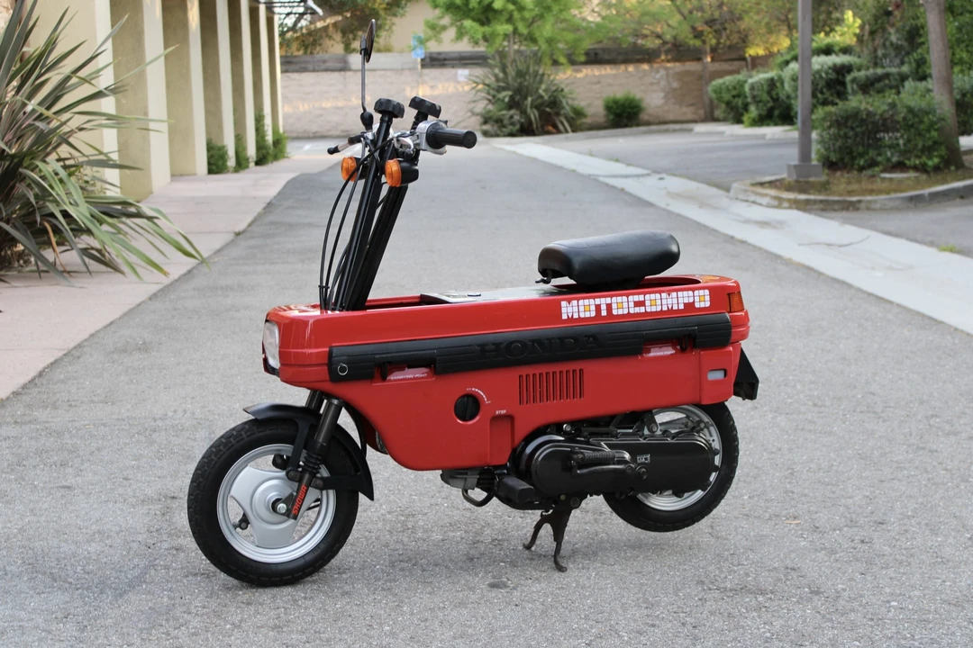 1982 Honda Motocompo & Motocompacto - Image 2 of 31