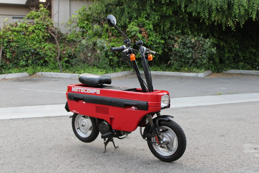 1982 Honda Motocompo & Motocompacto - Image 8 of 31