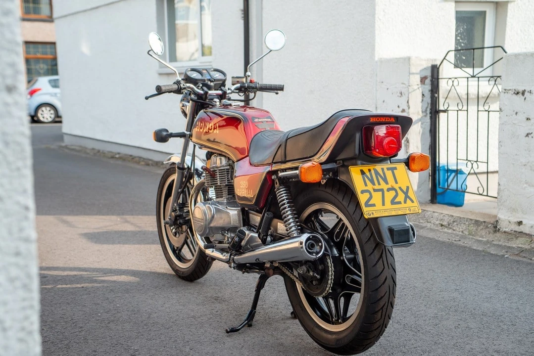 1981 Honda CB400 - Image 10 of 30