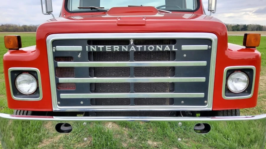 1982 International - Image 7 of 22