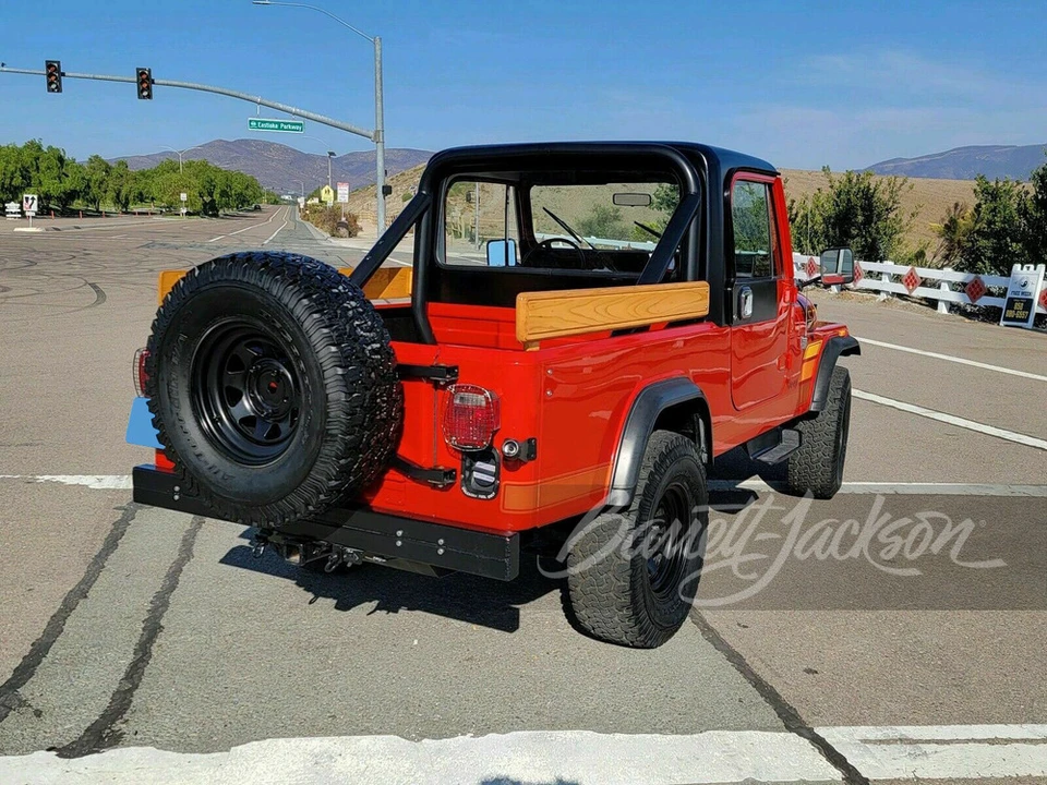 1982 Jeep CJ8 Scrambler - Image 2 of 21