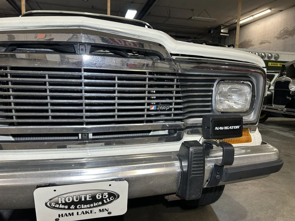 1982 Jeep SJ Wagoneer - Image 9 of 12
