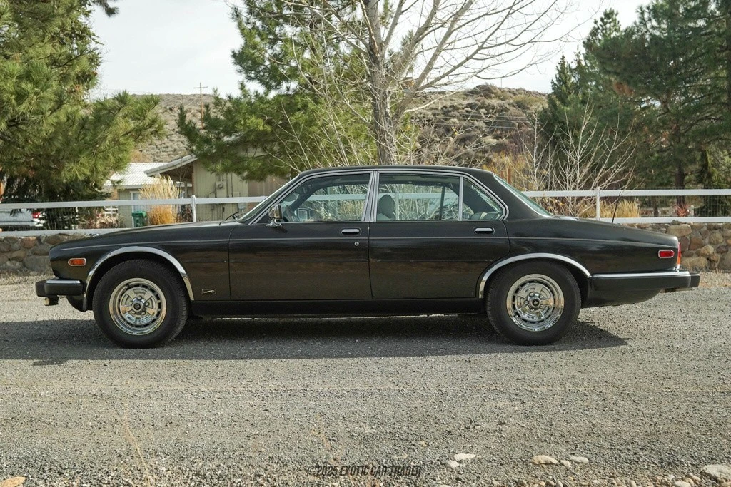 1982 Jaguar XJ Series 3 - Image 3 of 12