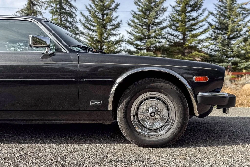 1982 Jaguar XJ Series 3 - Image 11 of 12
