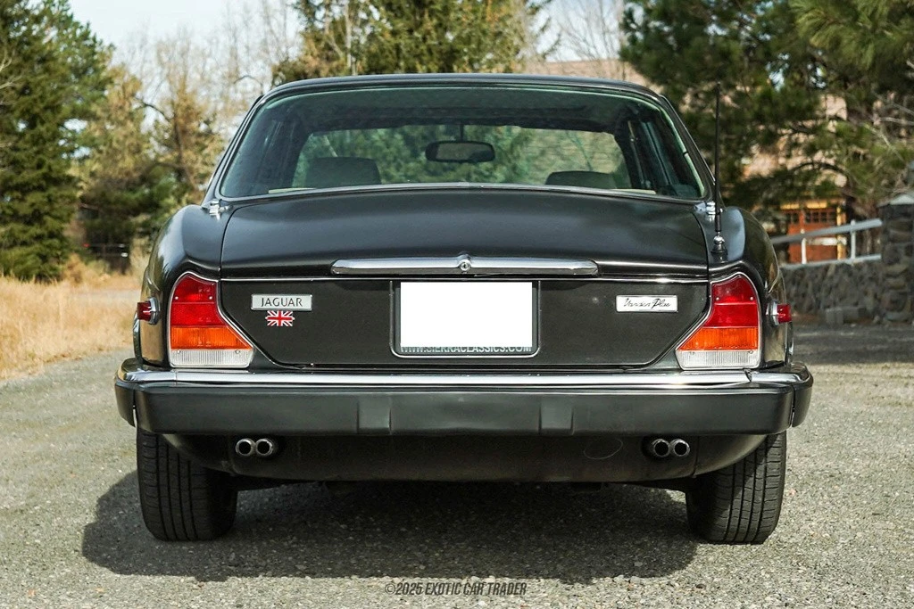 1982 Jaguar XJ Series 3 - Image 7 of 12