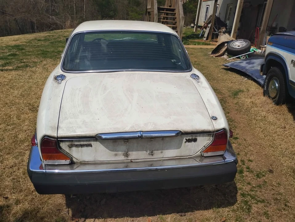 1982 Jaguar XJ Series 3 - Image 3 of 4