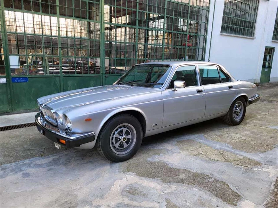 1982 Jaguar XJ Series 3 - Image 3 of 31