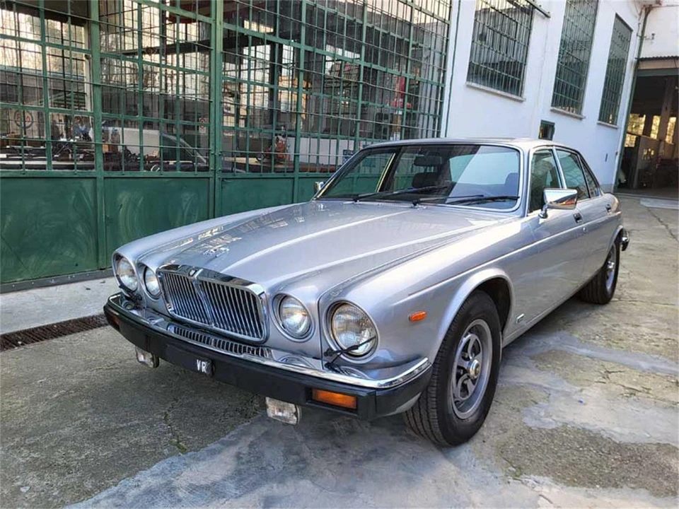 1982 Jaguar XJ Series 3 - Image 5 of 31