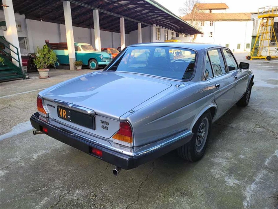 1982 Jaguar XJ Series 3 - Image 11 of 31