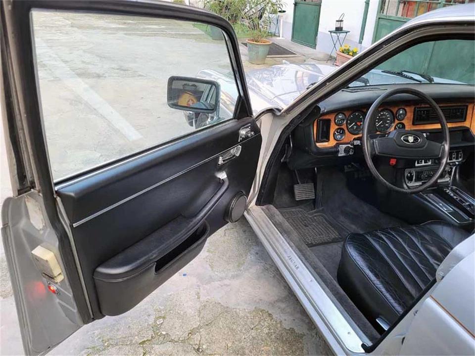 1982 Jaguar XJ Series 3 - Image 17 of 31