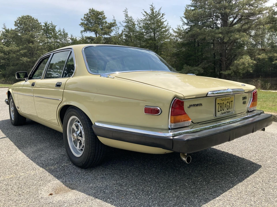 1982 Jaguar XJ Series 3 - Image 10 of 31
