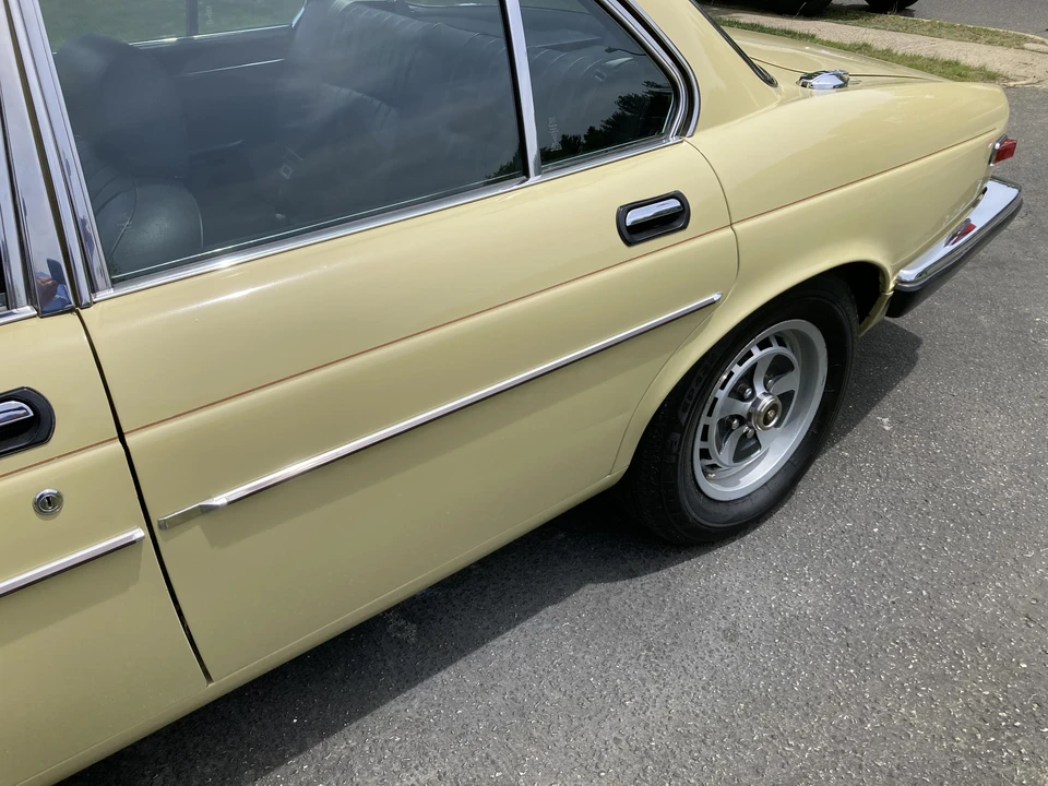 1982 Jaguar XJ Series 3 - Image 23 of 31