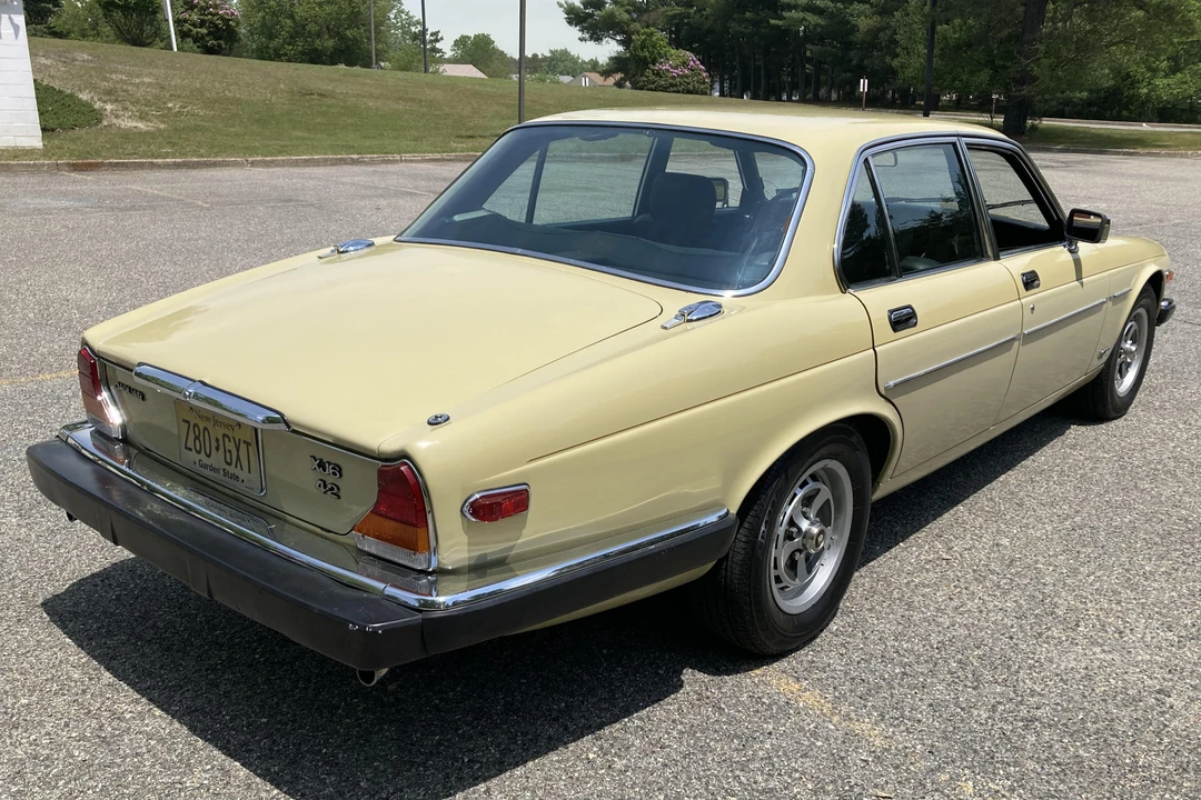 1982 Jaguar XJ Series 3 - Image 5 of 31
