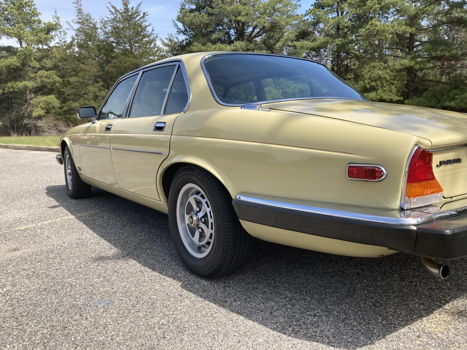 1982 Jaguar XJ Series 3 - Image 29 of 31