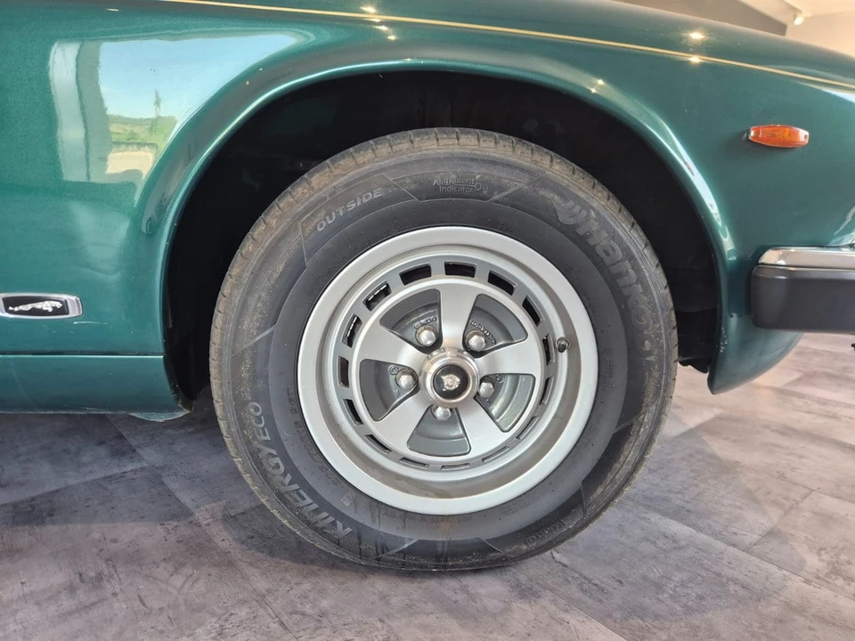 1982 Jaguar XJ Series 3 - Image 7 of 31