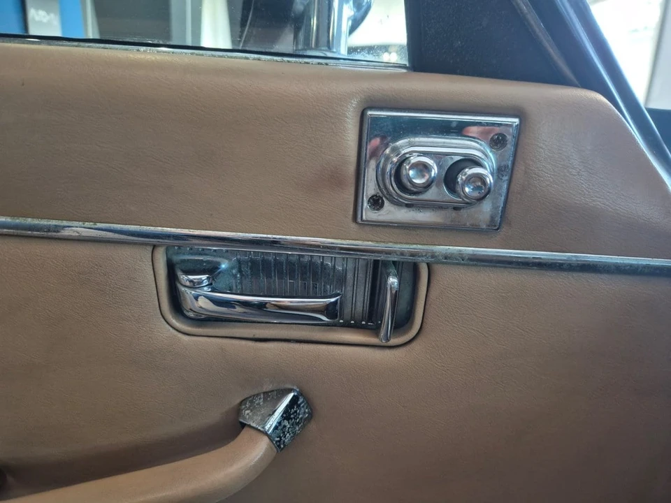 1982 Jaguar XJ Series 3 - Image 10 of 31