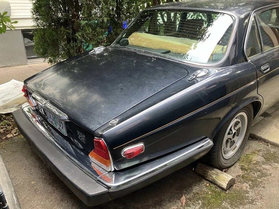 1982 Jaguar XJ Series 3 - Image 2 of 4
