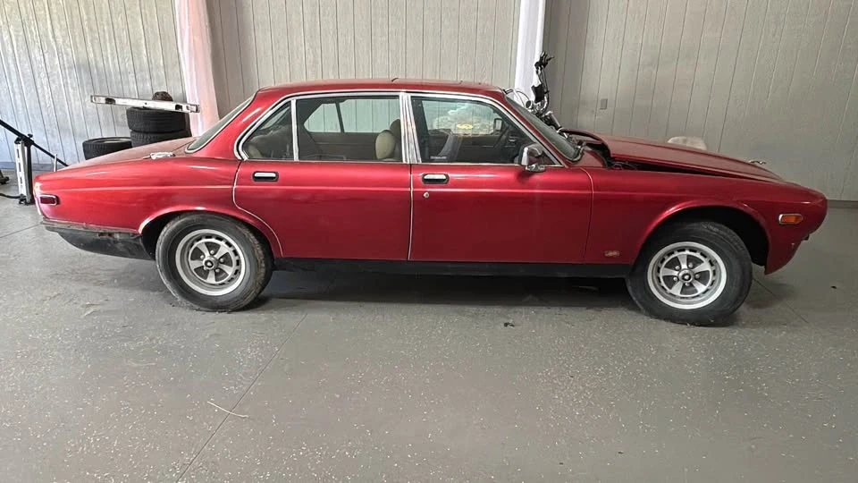 1982 Jaguar XJ Series 3 - Image 10 of 11