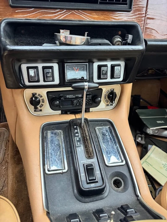 1982 Jaguar XJ Series 3 - Image 3 of 10