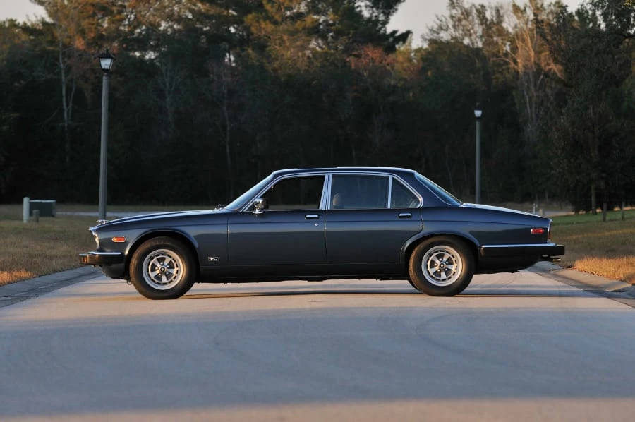 1982 Jaguar XJ Series 3 - Image 3 of 10