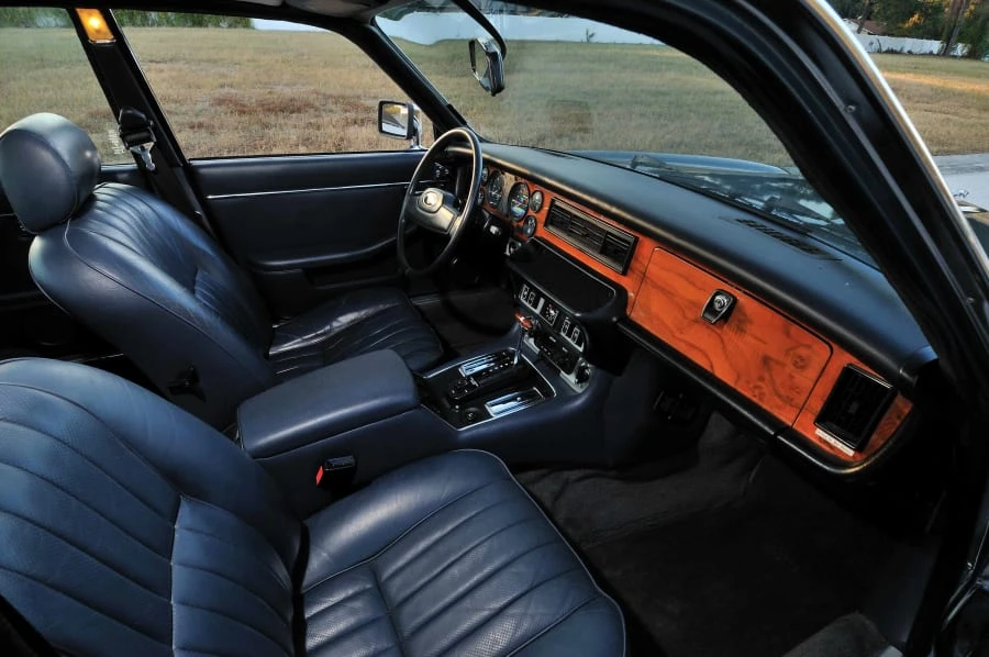 1982 Jaguar XJ Series 3 - Image 4 of 10