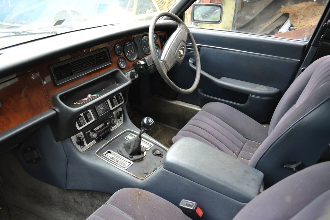 1982 Jaguar XJ Series 3 - Image 3 of 3