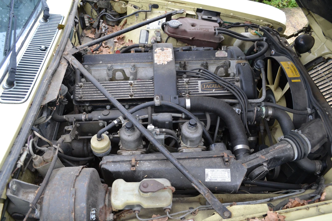 1982 Jaguar XJ Series 3 - Image 2 of 3