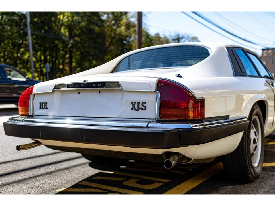 1982 Jaguar XJS Pre-Facelift V12 - Image 5 of 29