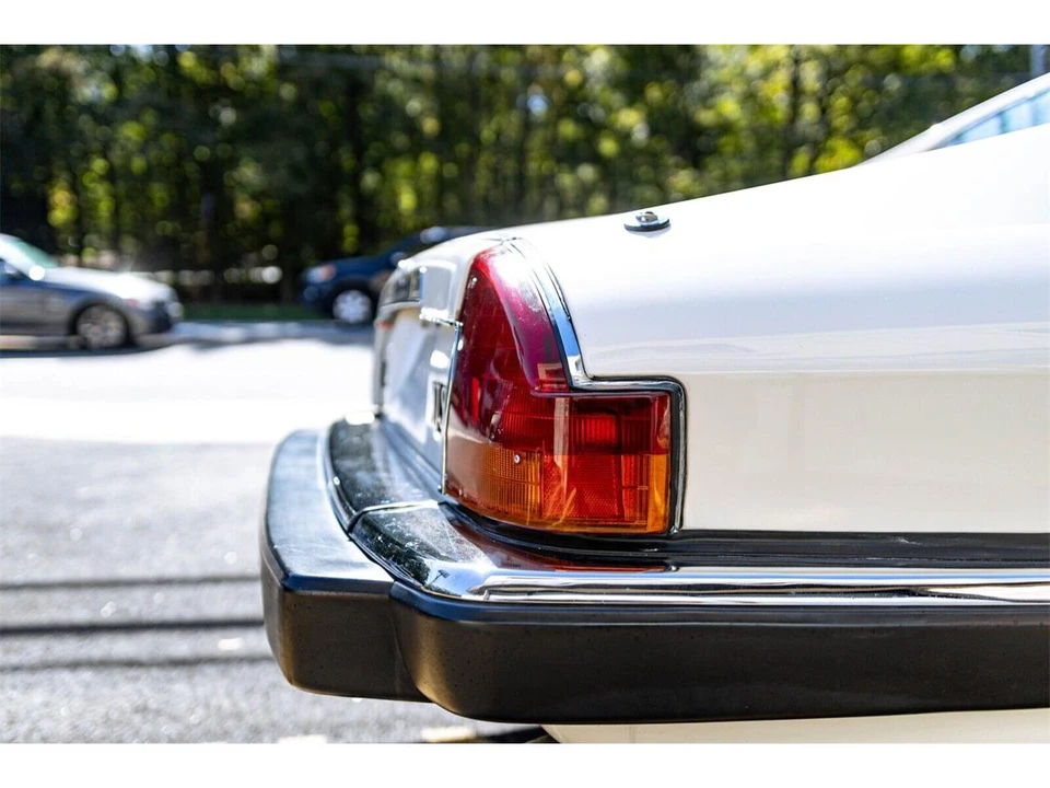 1982 Jaguar XJS Pre-Facelift V12 - Image 3 of 29