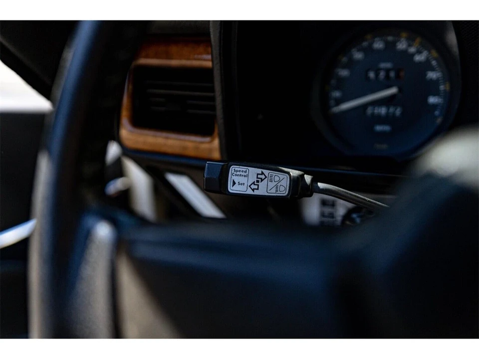 1982 Jaguar XJS Pre-Facelift V12 - Image 17 of 29