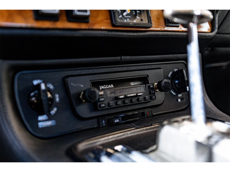 1982 Jaguar XJS Pre-Facelift V12 - Image 23 of 29