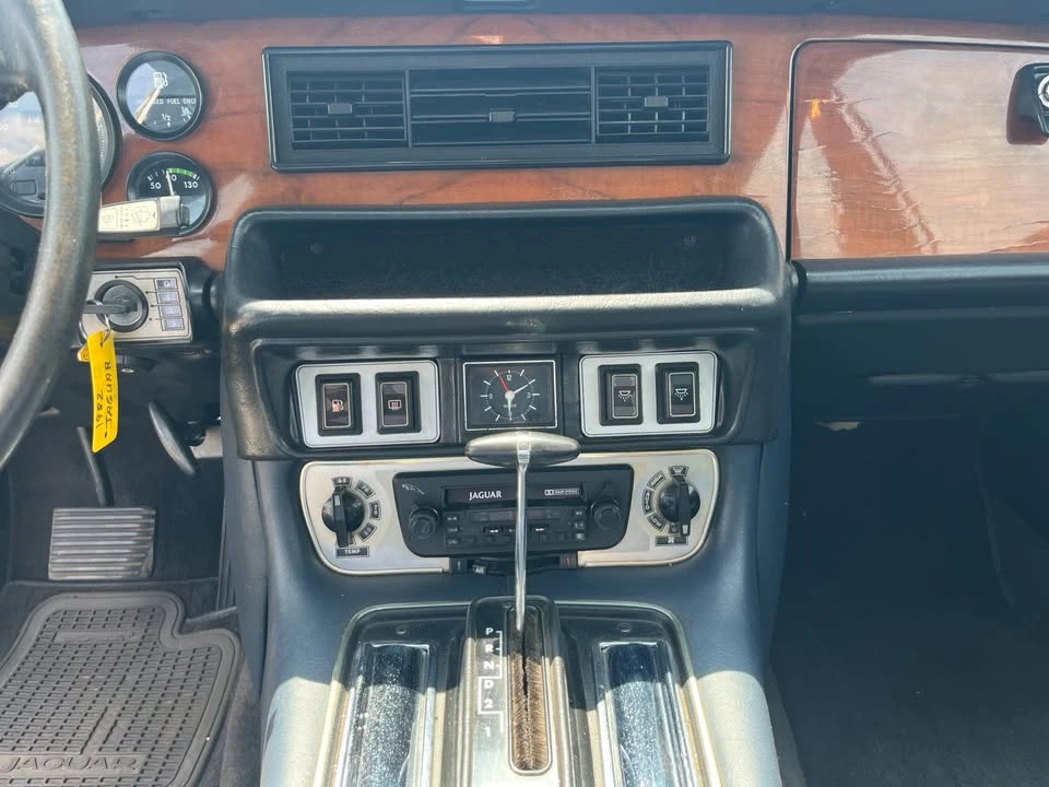 1982 Jaguar XJ Series 3 - Image 14 of 15
