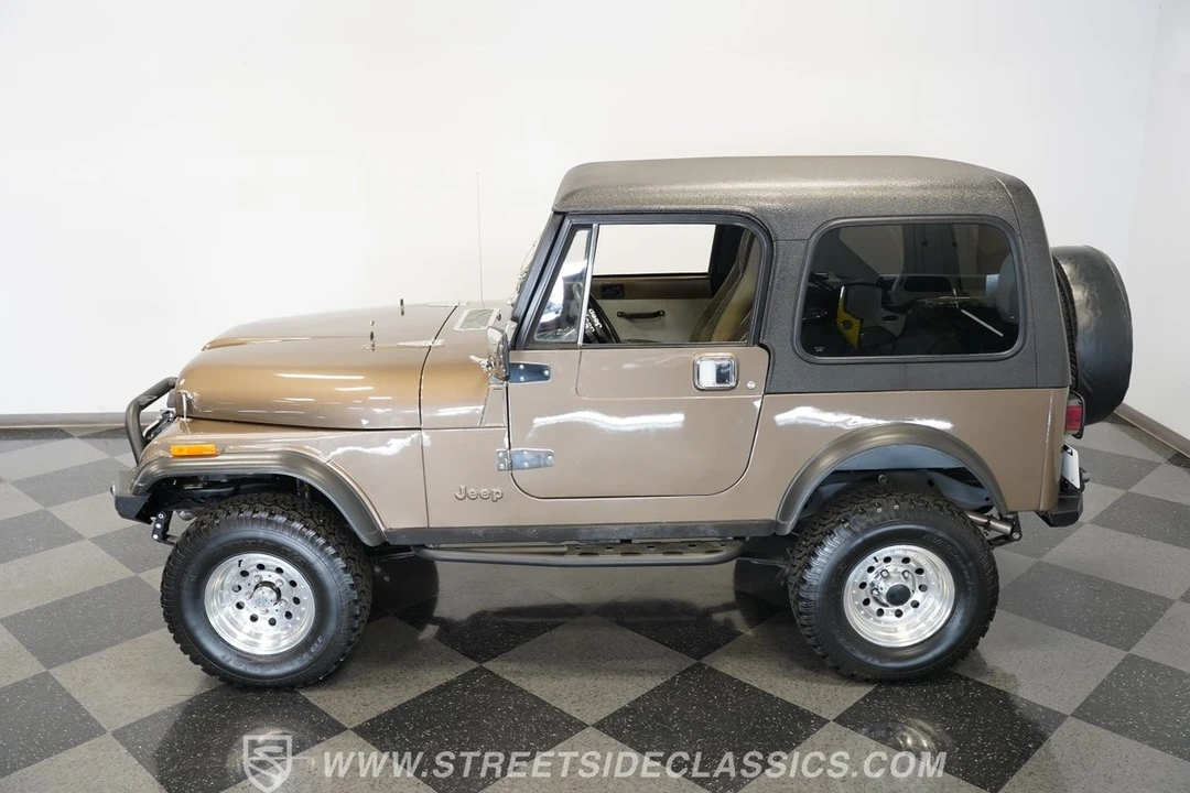 1982 Jeep CJ7 - Image 9 of 12