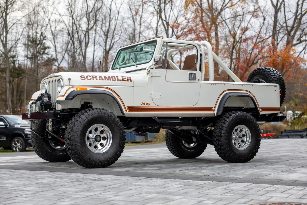 1982 Jeep CJ8 Scrambler - Image 5 of 21