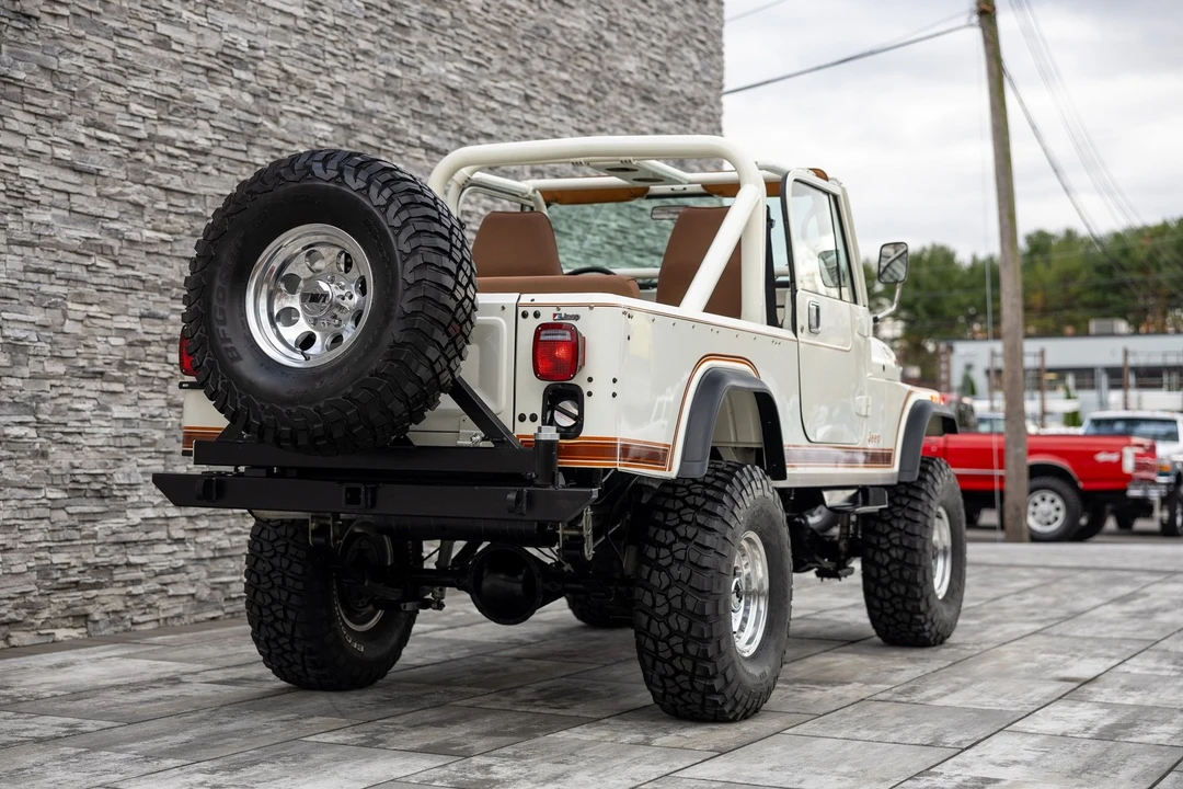 1982 Jeep CJ8 Scrambler - Image 13 of 21