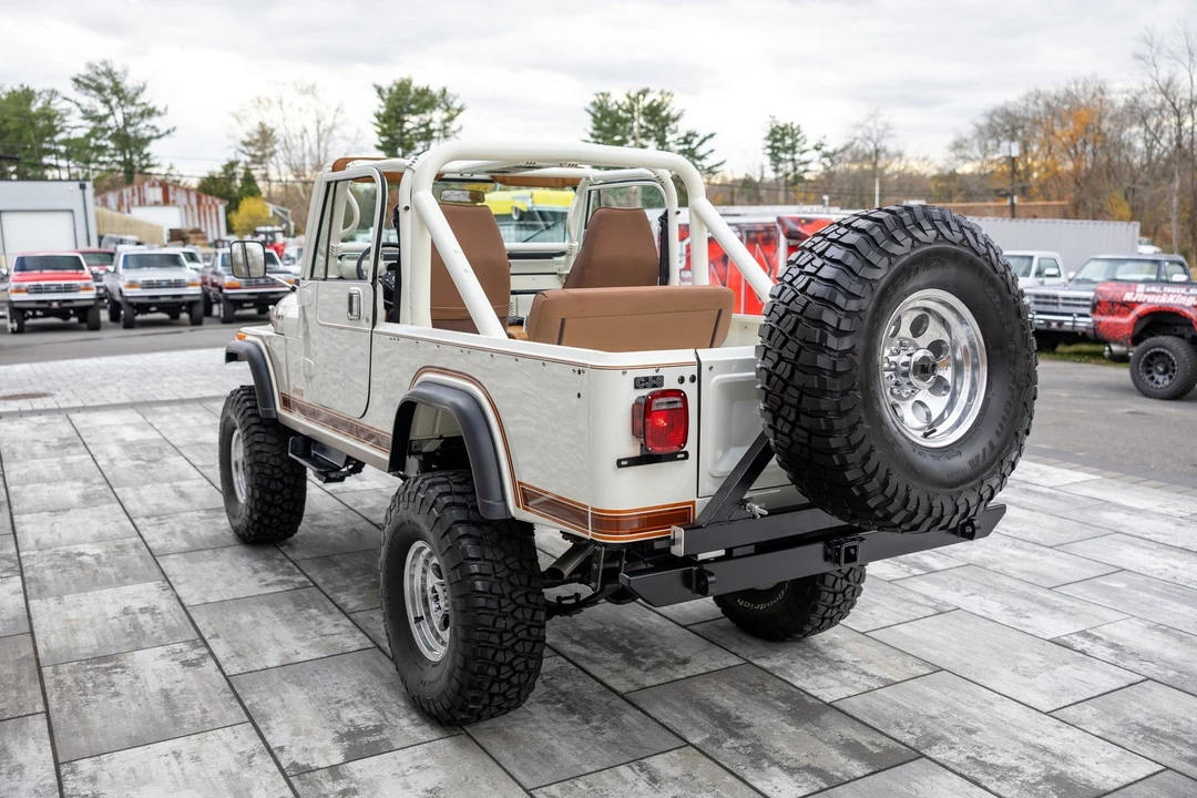 1982 Jeep CJ8 Scrambler - Image 15 of 21