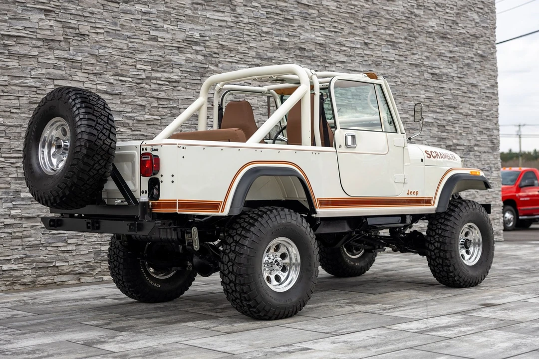 1982 Jeep CJ8 Scrambler - Image 12 of 21