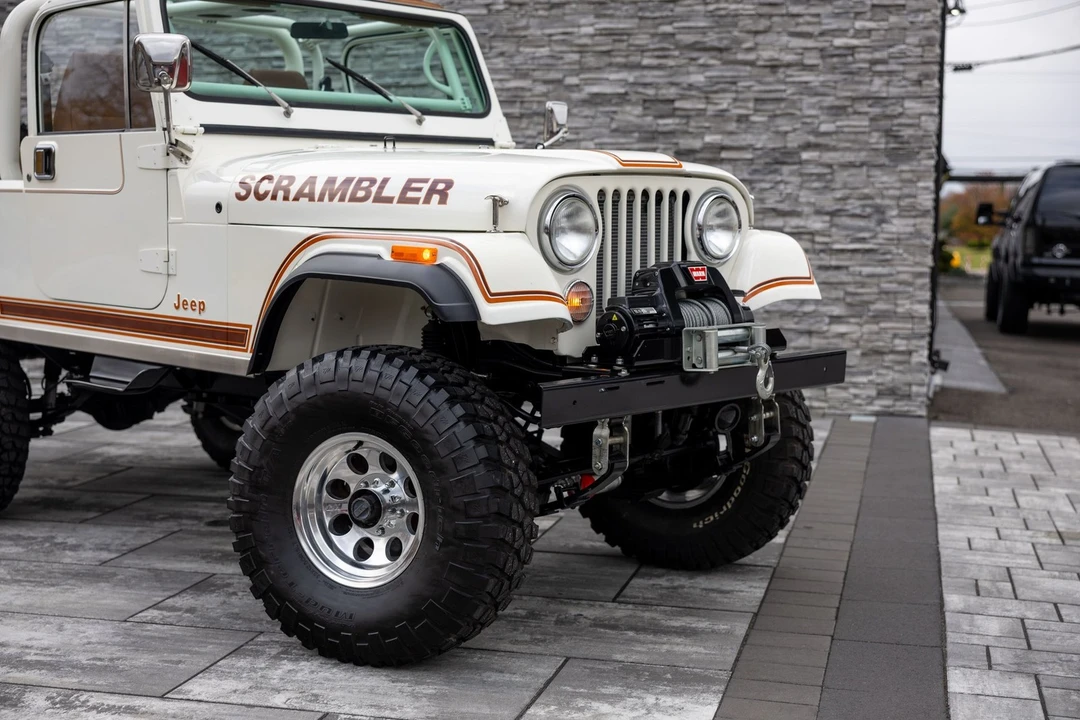 1982 Jeep CJ8 Scrambler - Image 3 of 21