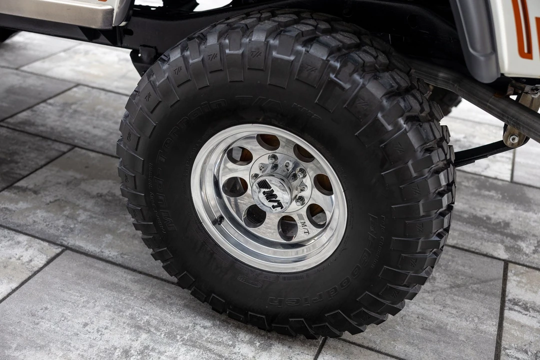 1982 Jeep CJ8 Scrambler - Image 16 of 21
